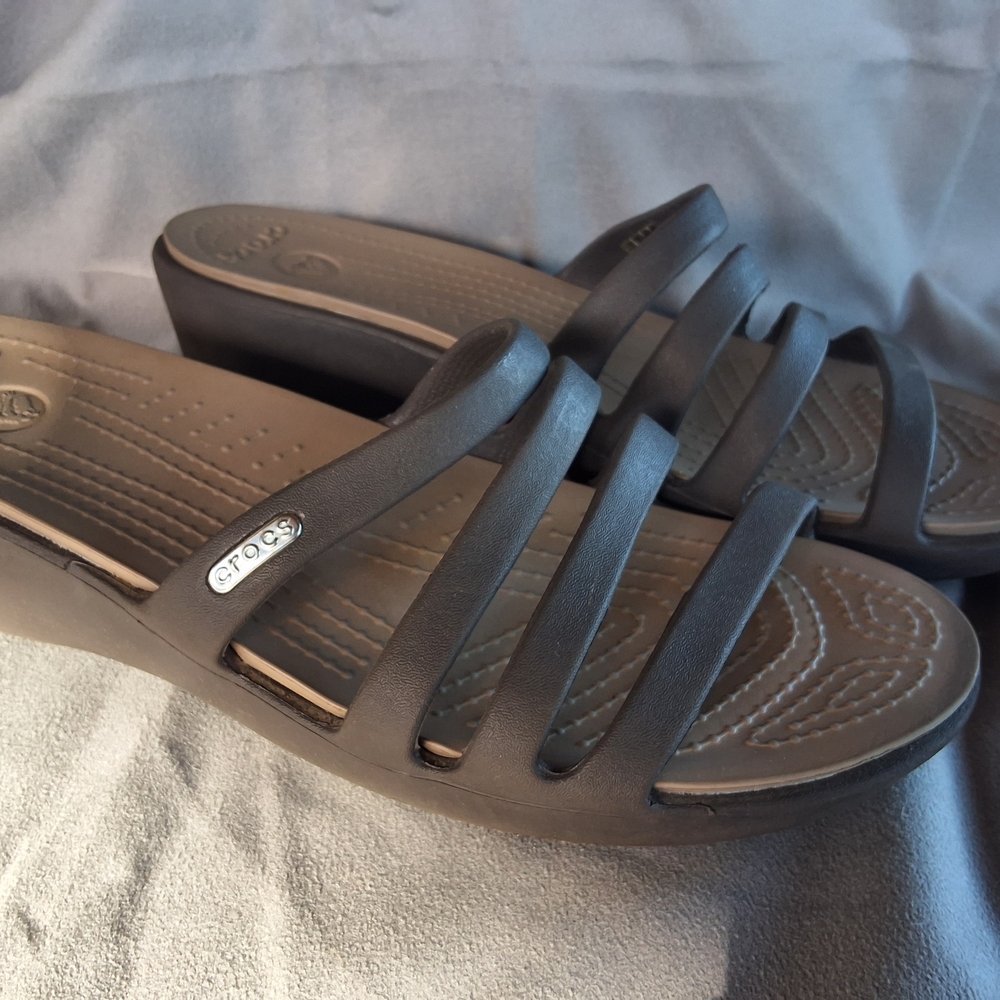 CROCS Women's Brown 4 Strap Sandals 10W